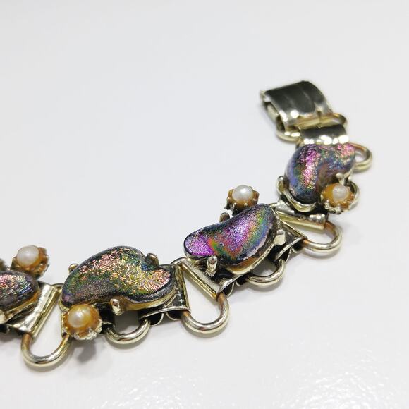Vintage Holographic Art Glass Bracelet, Book Chain, Faux Pearls, 1960s Jewelry - Picture 3 of 10